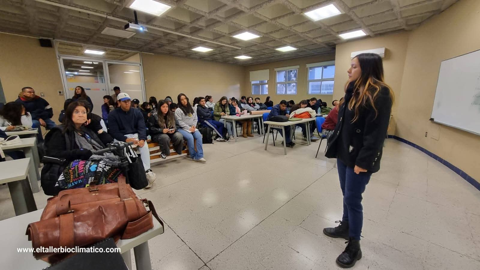 Guardianes de la Sierra llevan a la UASLP la defensa ambiental por la Sierra de San Miguelito
