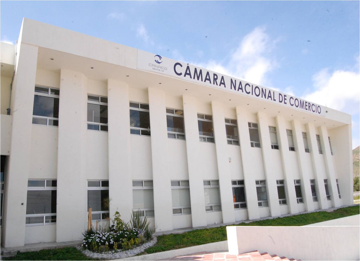 Reducción de la jornada laboral debe ir acompañada de incentivos para las MiPyMEs: Canaco SLP